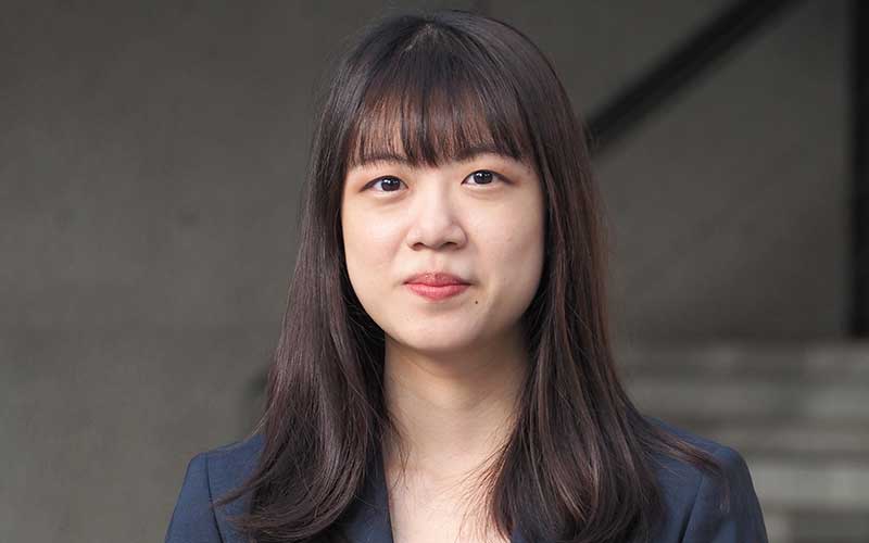 インタビューページ02